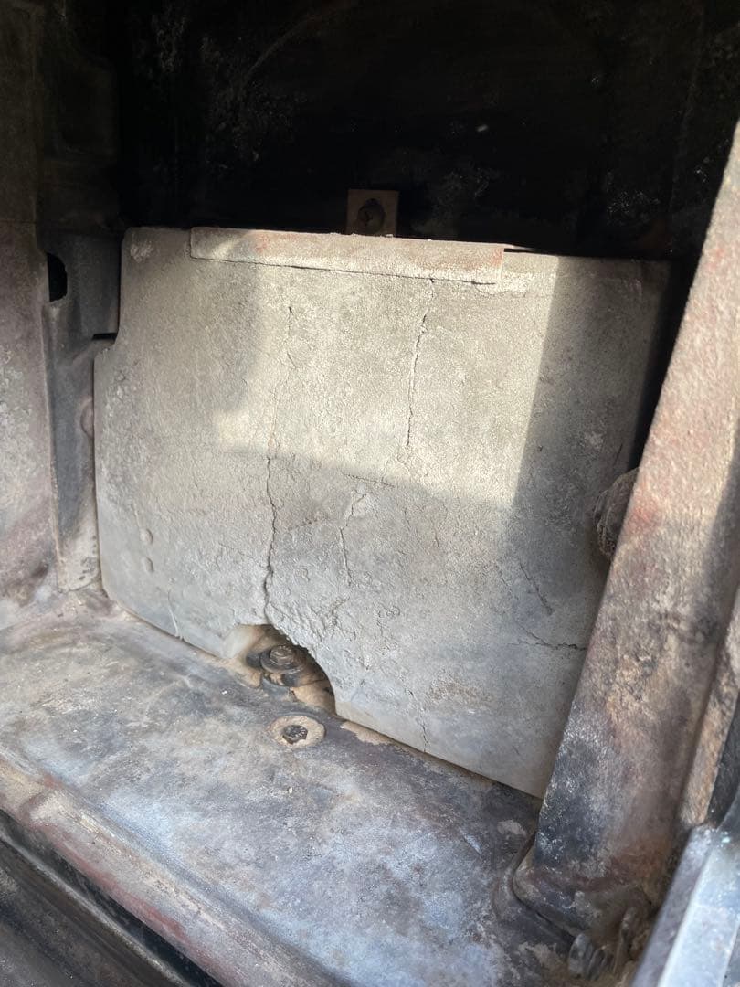 ダッチウエスト　エンライト　ミディアム　薪ストーブ