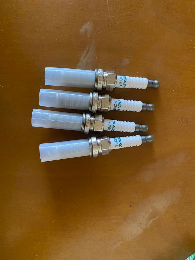 DENSO IRIDIUM TOUGH スパークプラグ VCH16