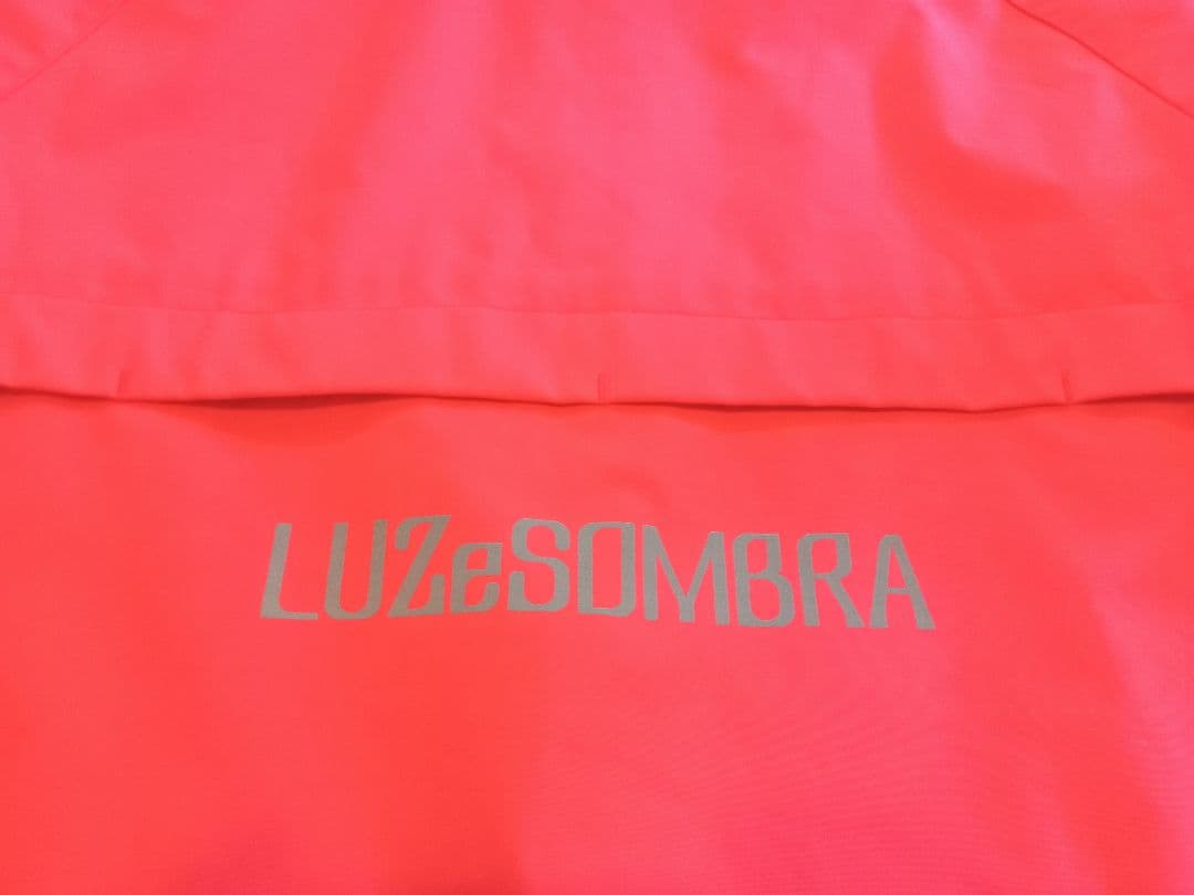 R*様 ルースイソンブラ　厚手生地　タフタジャケット　赤　М　美品　セット