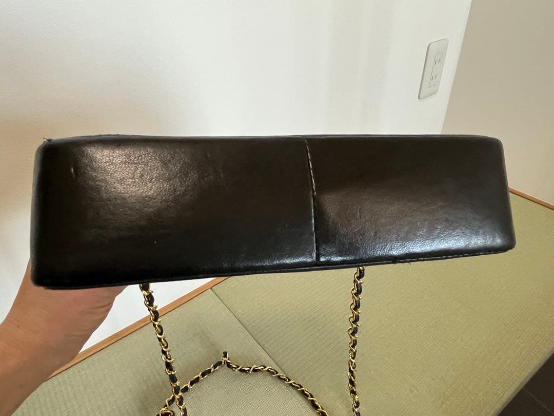 CHANEL シャネル ヴィンテージ マトラッセ　ミニショルダー黒 レザー