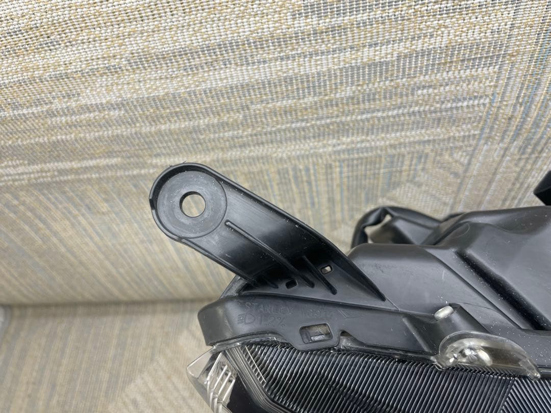 タンク M900A M910A 純正 右側 ライト STANLEY W3917