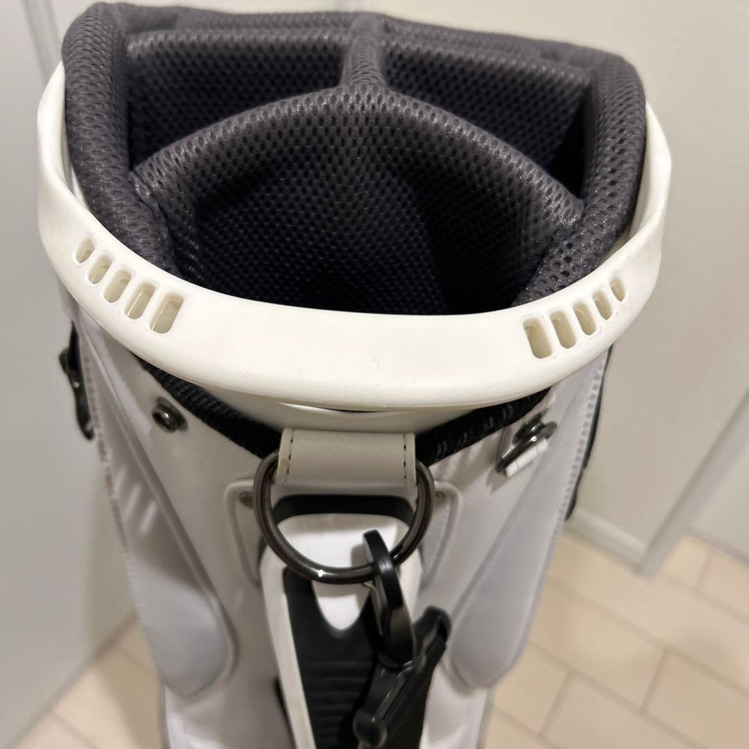 美品！アディダス ゴルフ BG329 キャディバッグ 9.5型 3.4kg