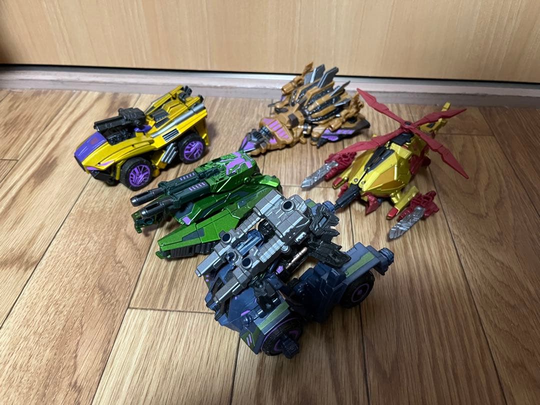 トランスフォーマー ジェネレーションズ　ブルーティカス