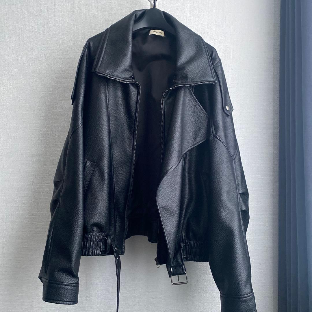 Chikashitsu + チカシツプラスハイネックノンレザーボンバージャケット