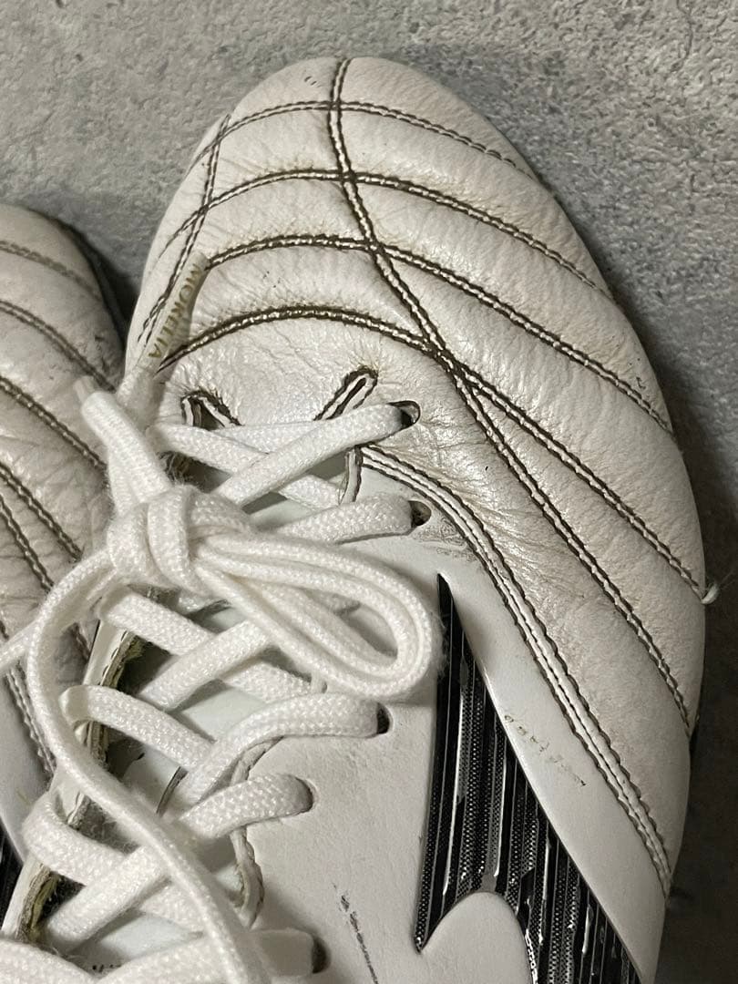 モレリアネオ4 専用収納袋付き！NEO4 スパイク 24.5