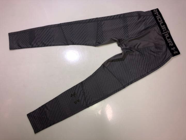 24アンダーアーマー1301582コールドギアMグレースパッツタイツレギングス