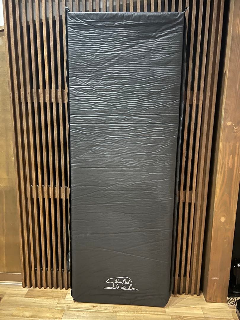 Bears Rock スリーピングマット カーキ ブラック