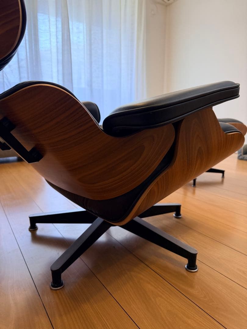 美品 正規品 ハーマンミラー イームズ ラウンジチェア 大塚家具