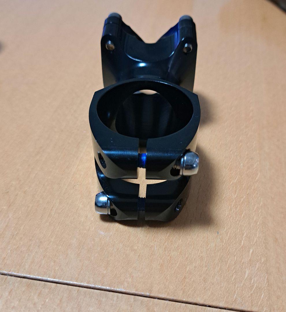 キャノンデール　ヘッドショック　レフティ用ステム　アルミ削り出し