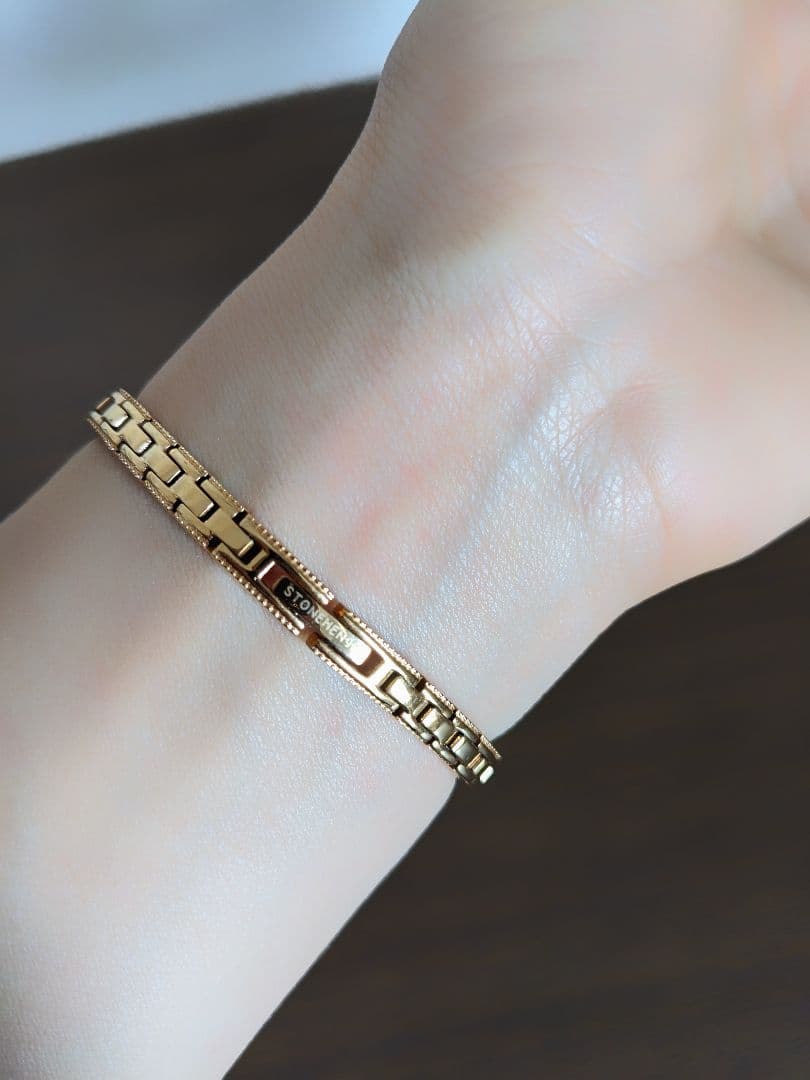 【美品 希少品】韓国人気ブランドSTONEHENgE 腕時計 ピンクゴールド