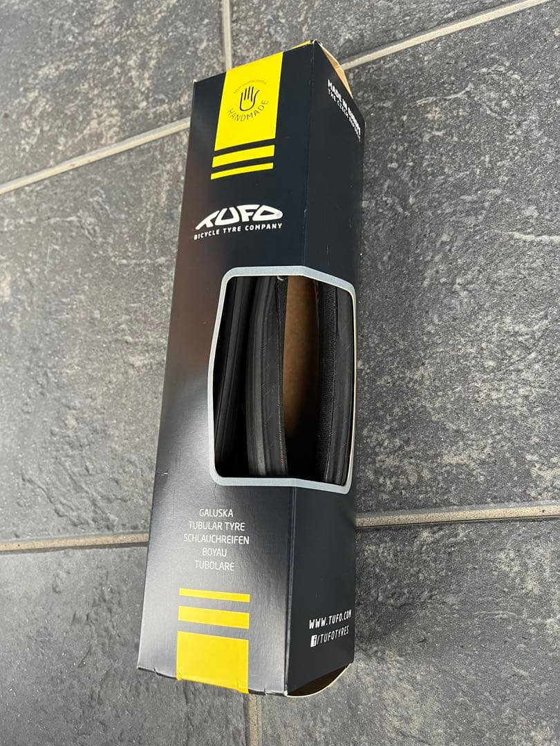 【けはまひき】Bora Oneホイール前後セット(新品替えタイヤ付き)