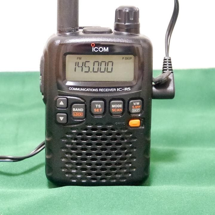 ICOM アイコム IC-R5 広帯域受信機＋ICOM携帯ストラップ