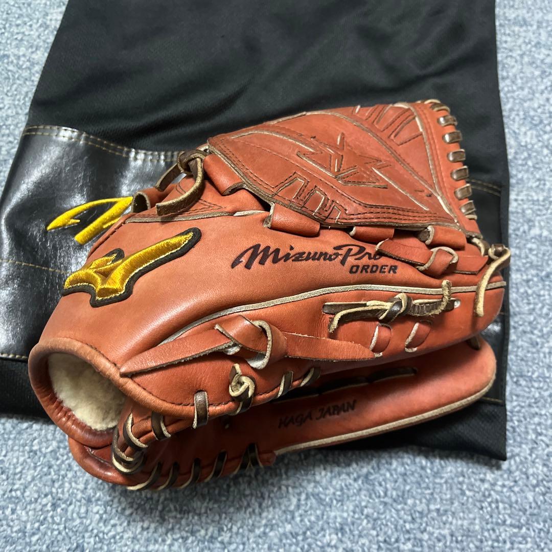 ミズノプロ　硬式グラブ　投手用