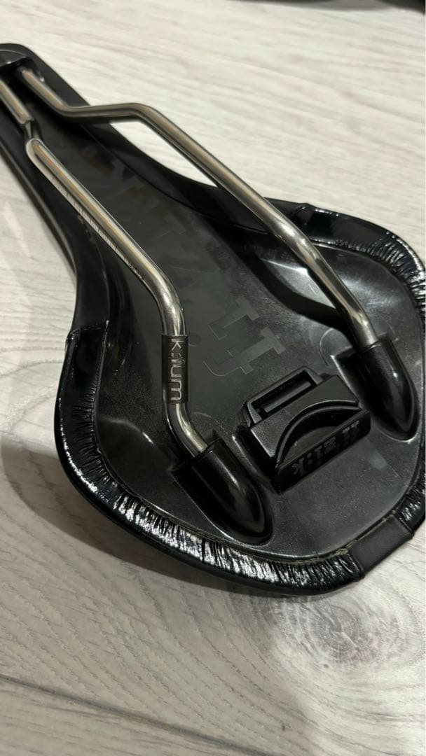 FIZIK ANTARES K:IUMレールブラック