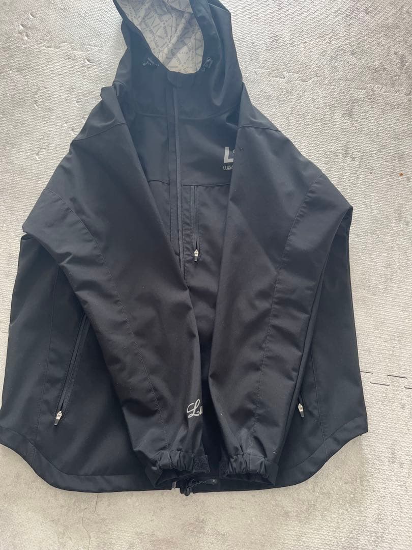 ルースイソンブラ　M 黒　ジャージ　コート