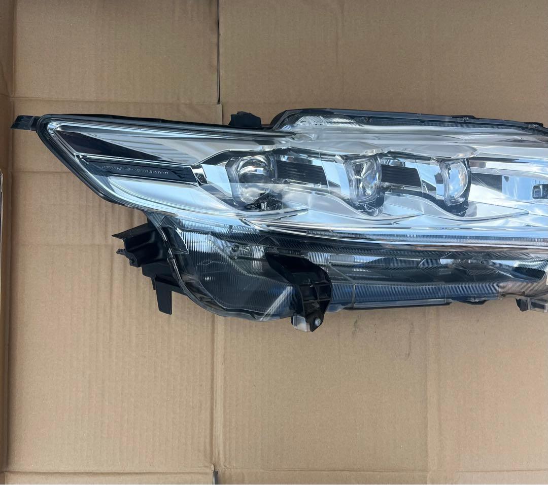 トヨタ ハリアー 後期型 LED ZSU60W ヘッドライト HARRIER