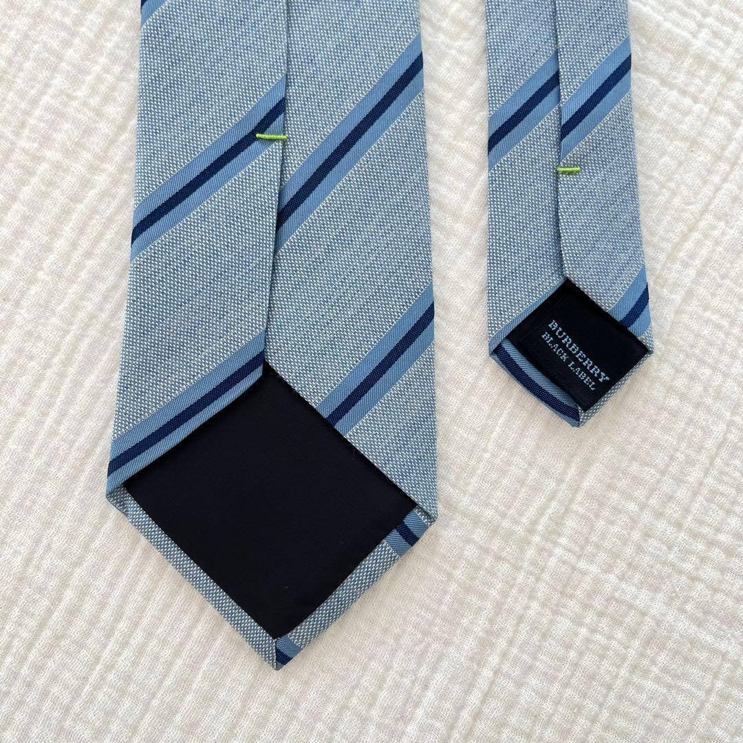 【 未使用 】バーバリー ストライプ イタリア製 ネイビー ホースロゴ