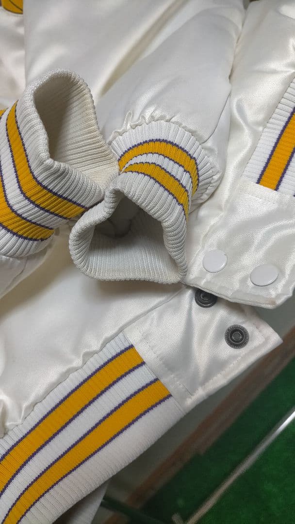 NIKE NBA LAKERS 中綿刺繍スタジャン ホワイト XL ヴィンテージ