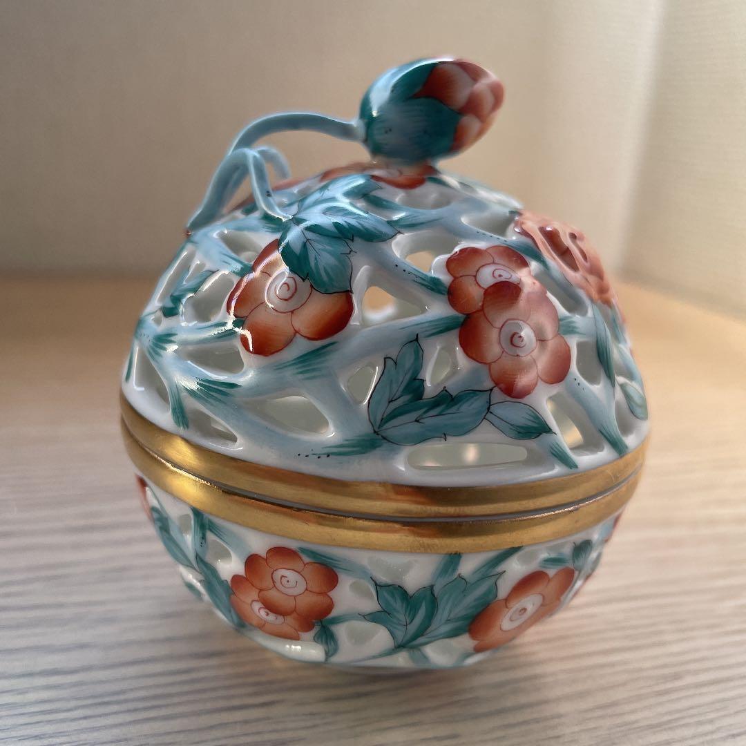 ヘレンド　すかし細工の小物入れ、ボンボニエール　最終値下げ済み