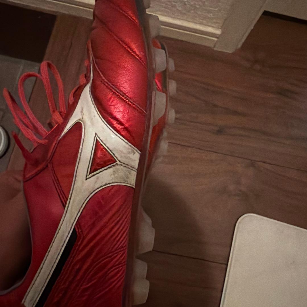 Mizuno Morelia 50周年限定カラー赤