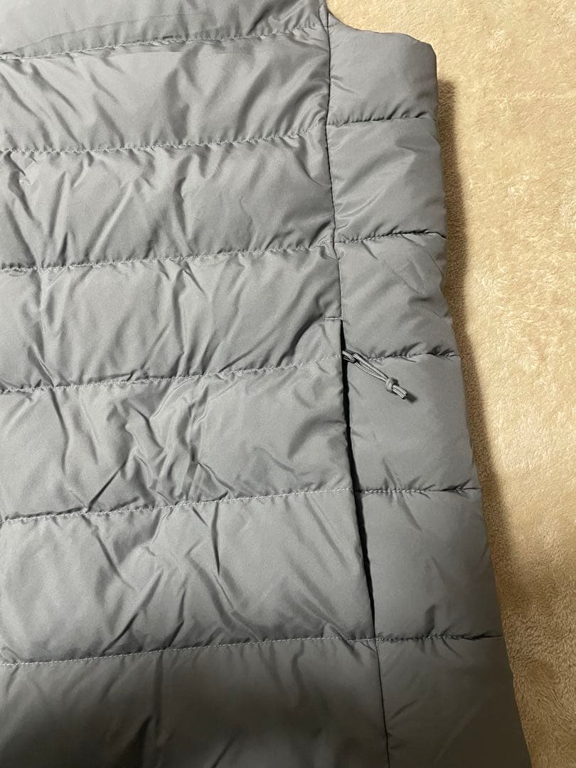 THE NORTH FACE ダウンベスト　グレー