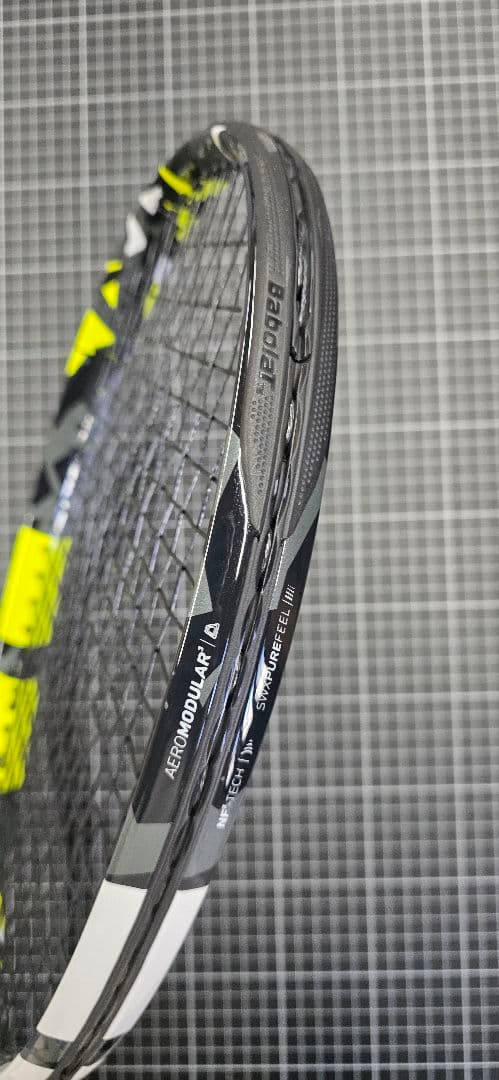 Babolat Pure Aero Team硬式テニスラケット G2(ケース付)
