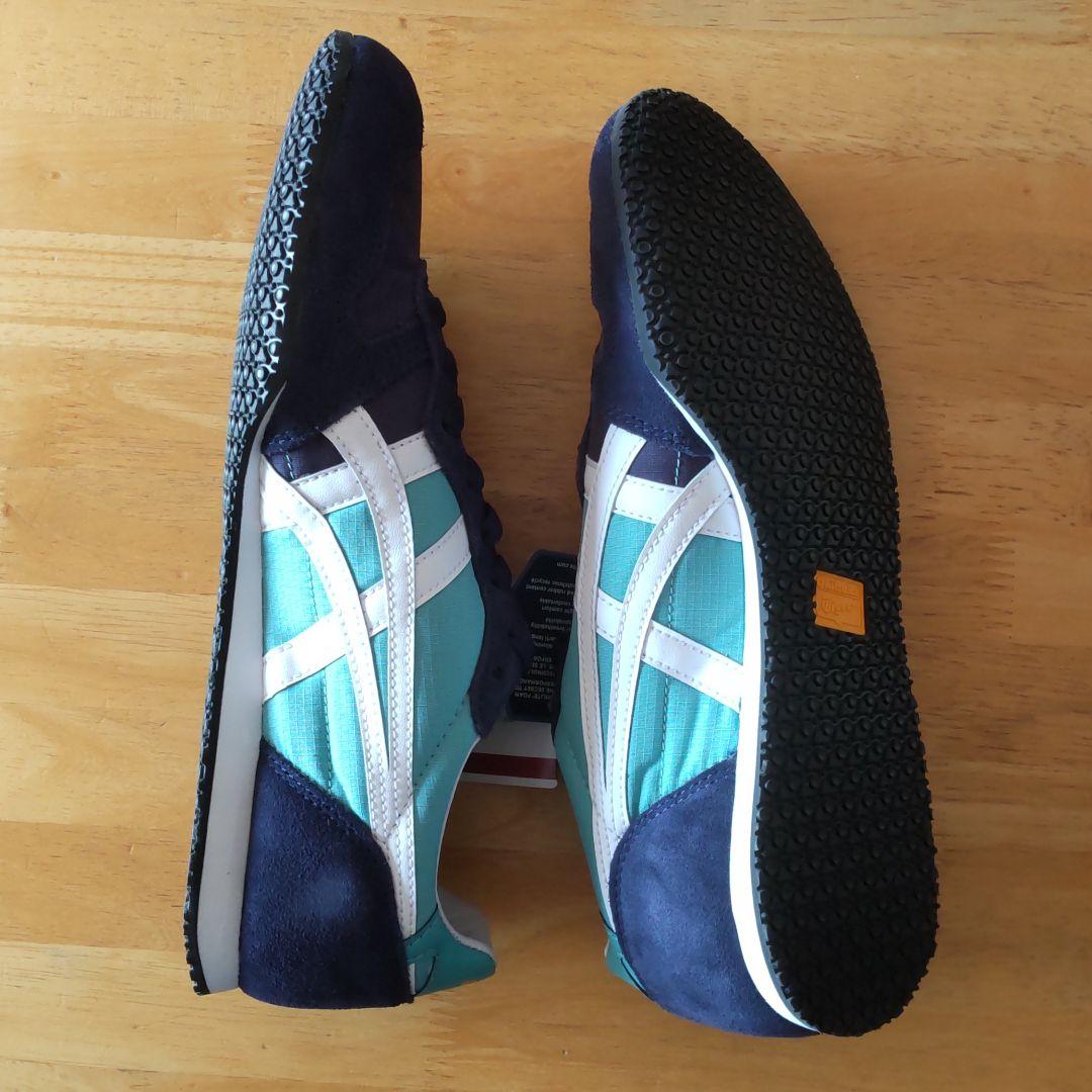 オニツカタイガー　アビスパ福岡　ユニフォーム同系色