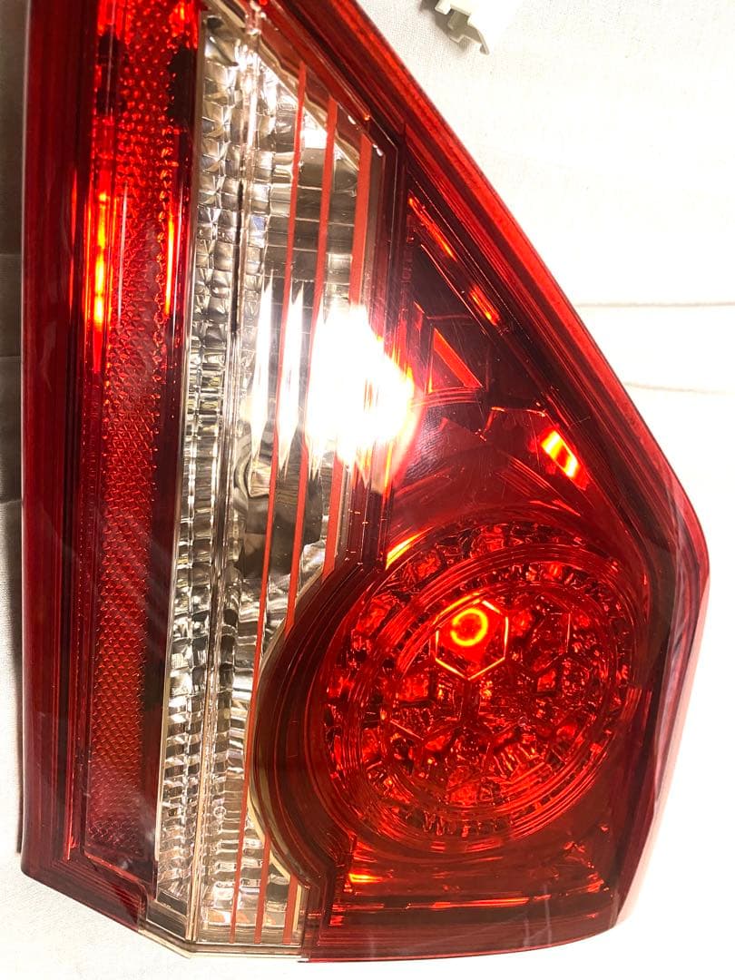 か*ん様 トヨタ 200系クラウンアスリート 純正テールランプ 一式 点灯確認済