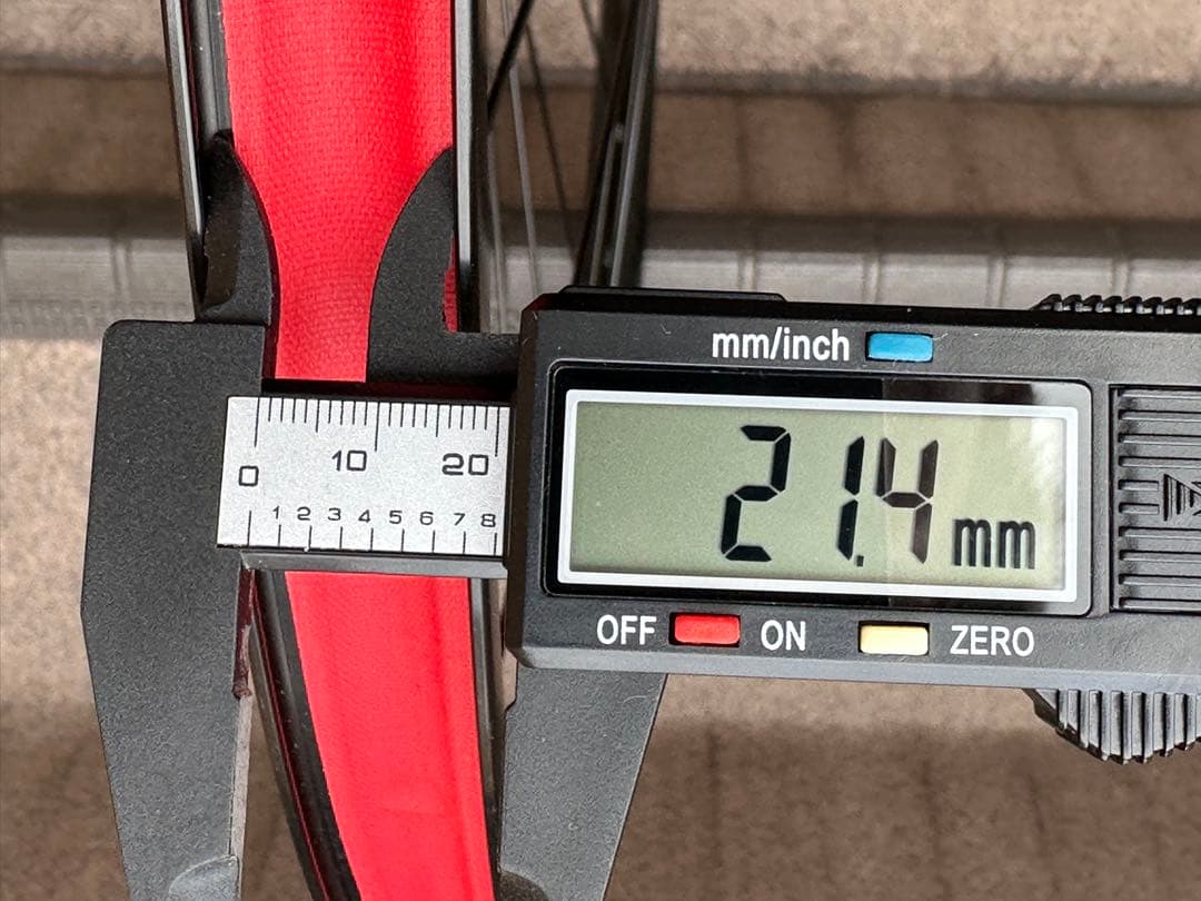 ボントレガーParadigmホイールセットTREK FX Sport 5取外