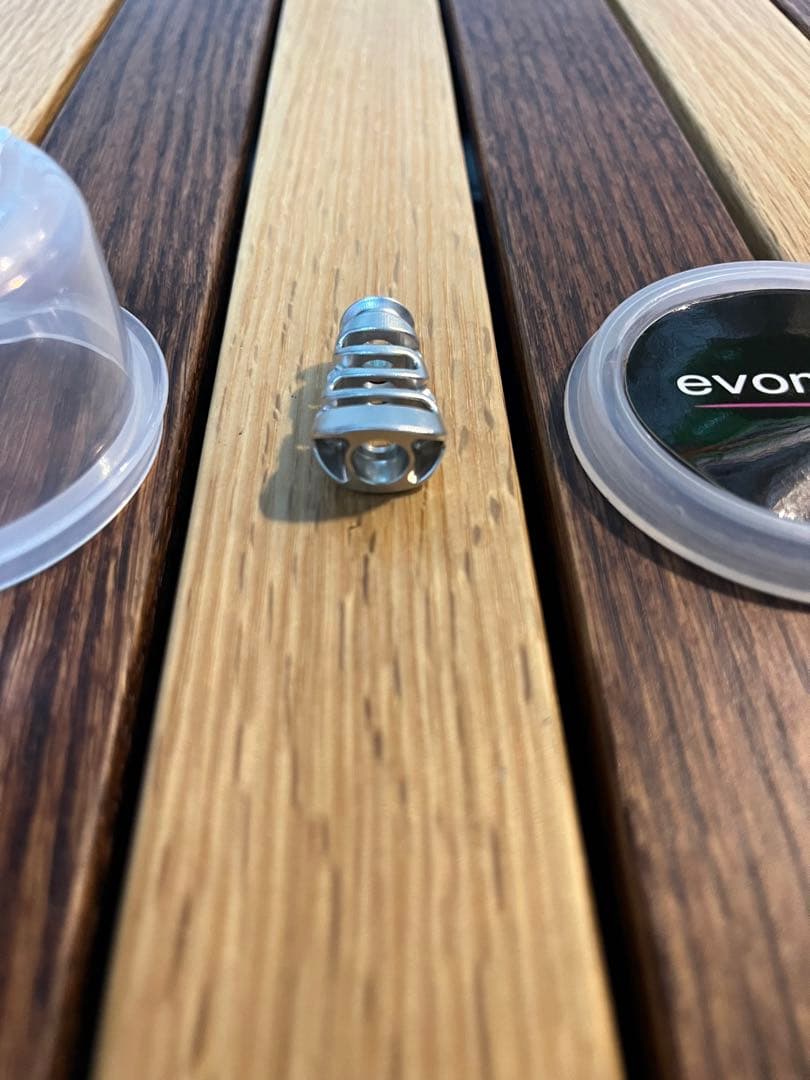 エヴォメタル EVOL メタルノブボーン　I型シェイプ　シルバー