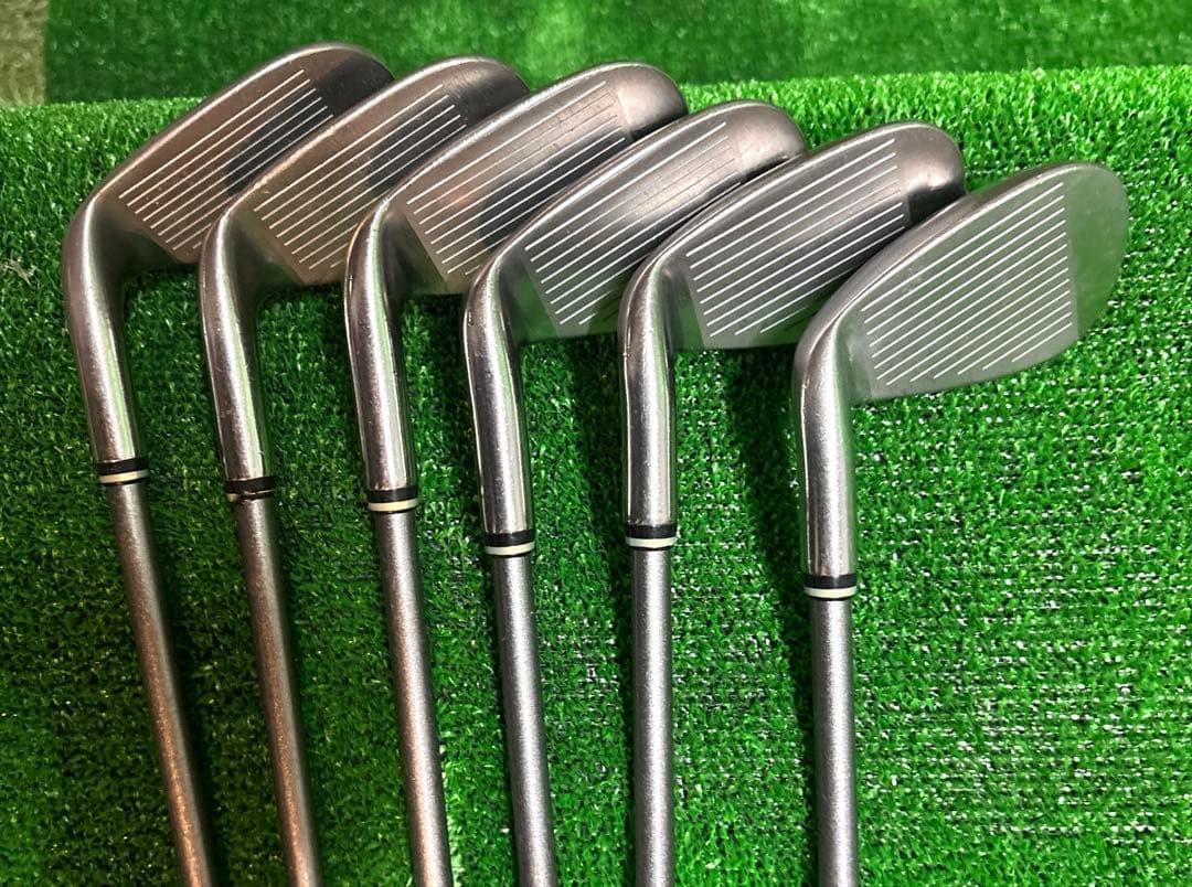 ★レディースゴルフクラブセット★ ゼクシオ　スリクソン GiE-L パター付