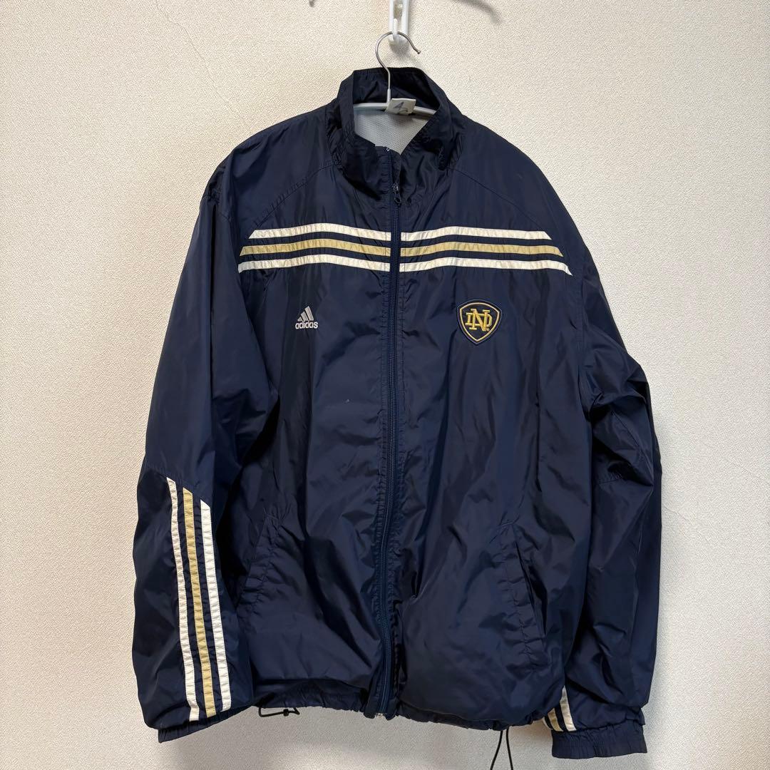 adidas ウィンドブレーカー