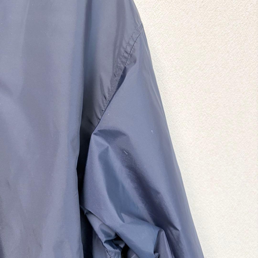 adidas ウィンドブレーカー