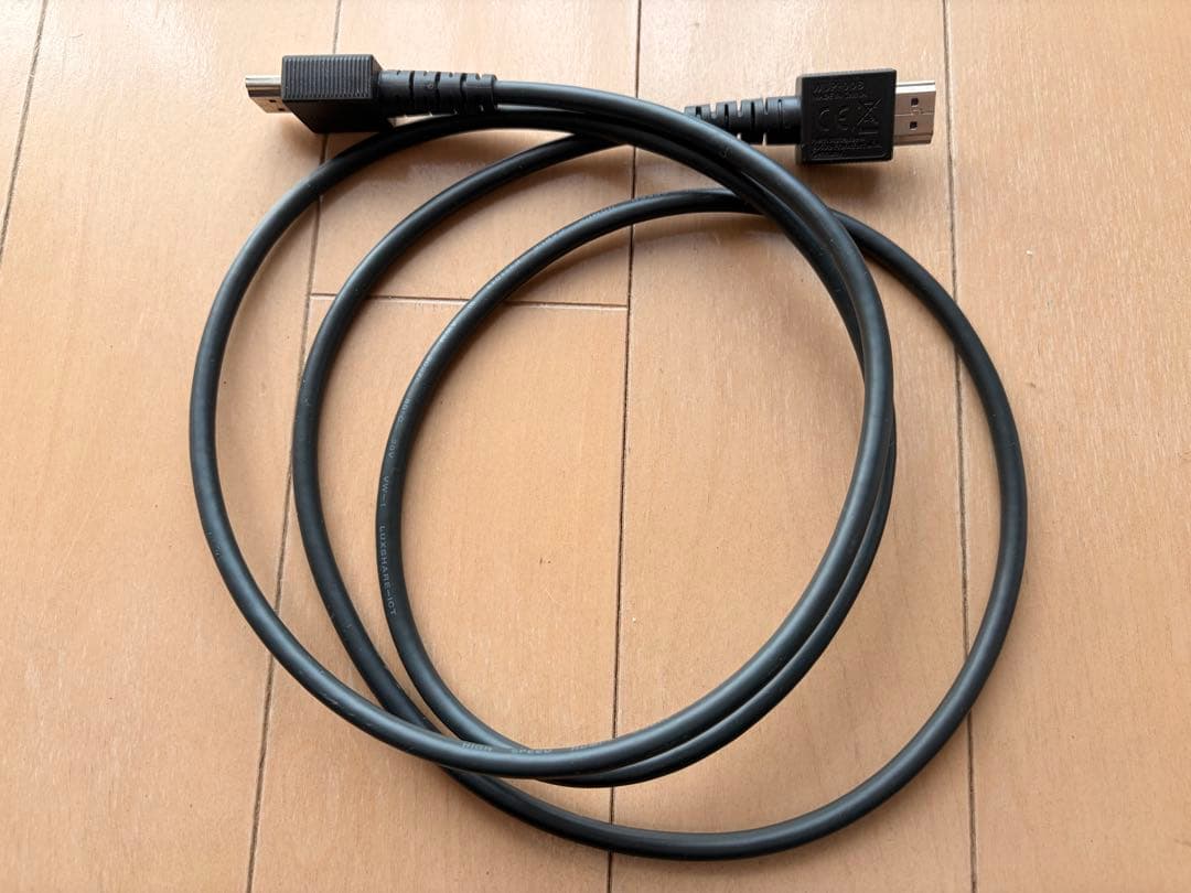 Nintendo Switch 本体（Proコン・Micro SDカード付き）