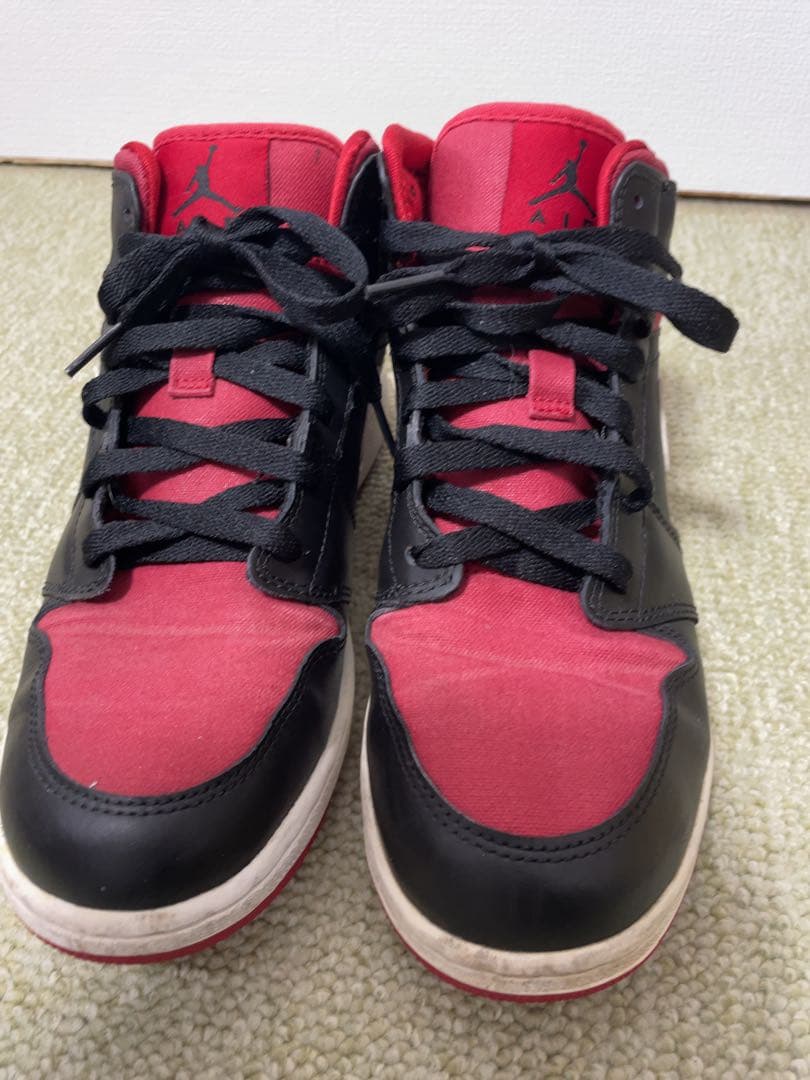 値下げ　ナイキ　エアジョーダン１　限定カラー　24.5