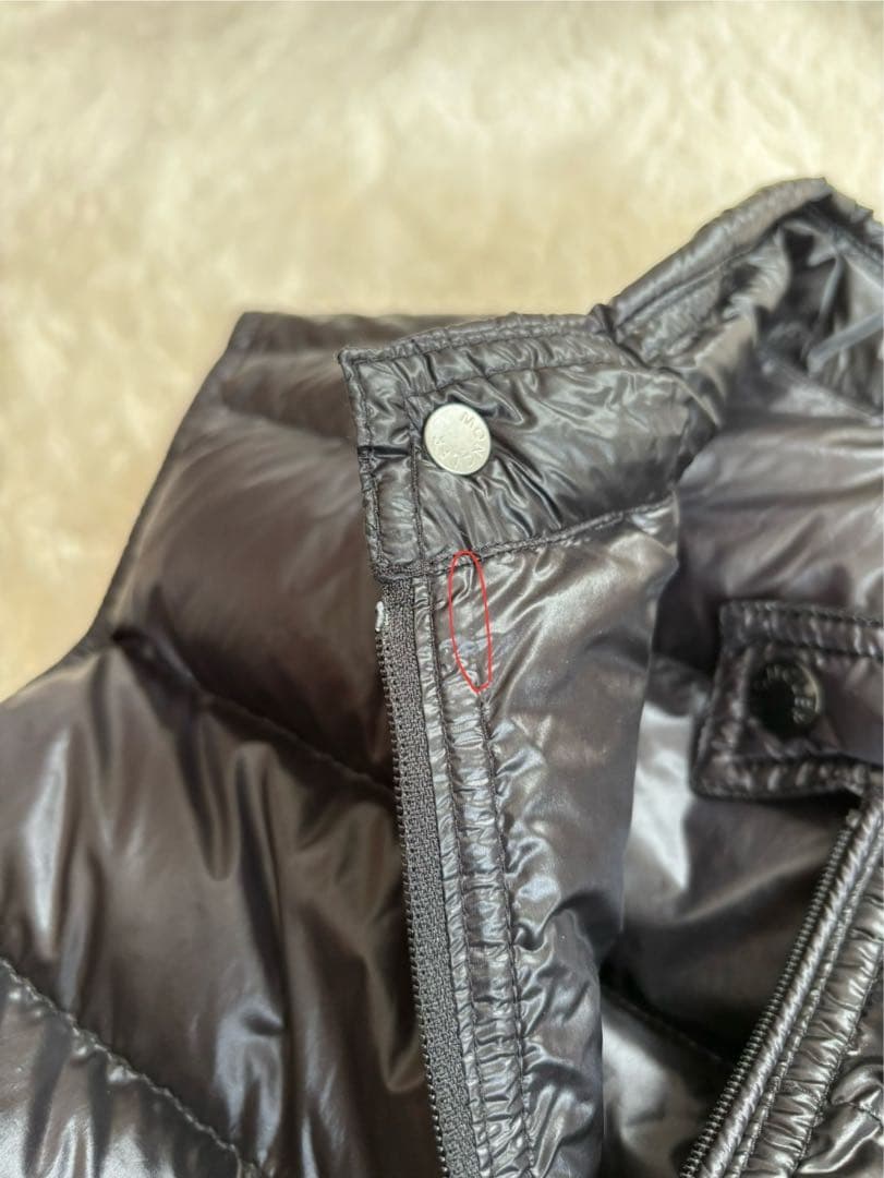 モンクレール　ダウンベスト　黒サイズL