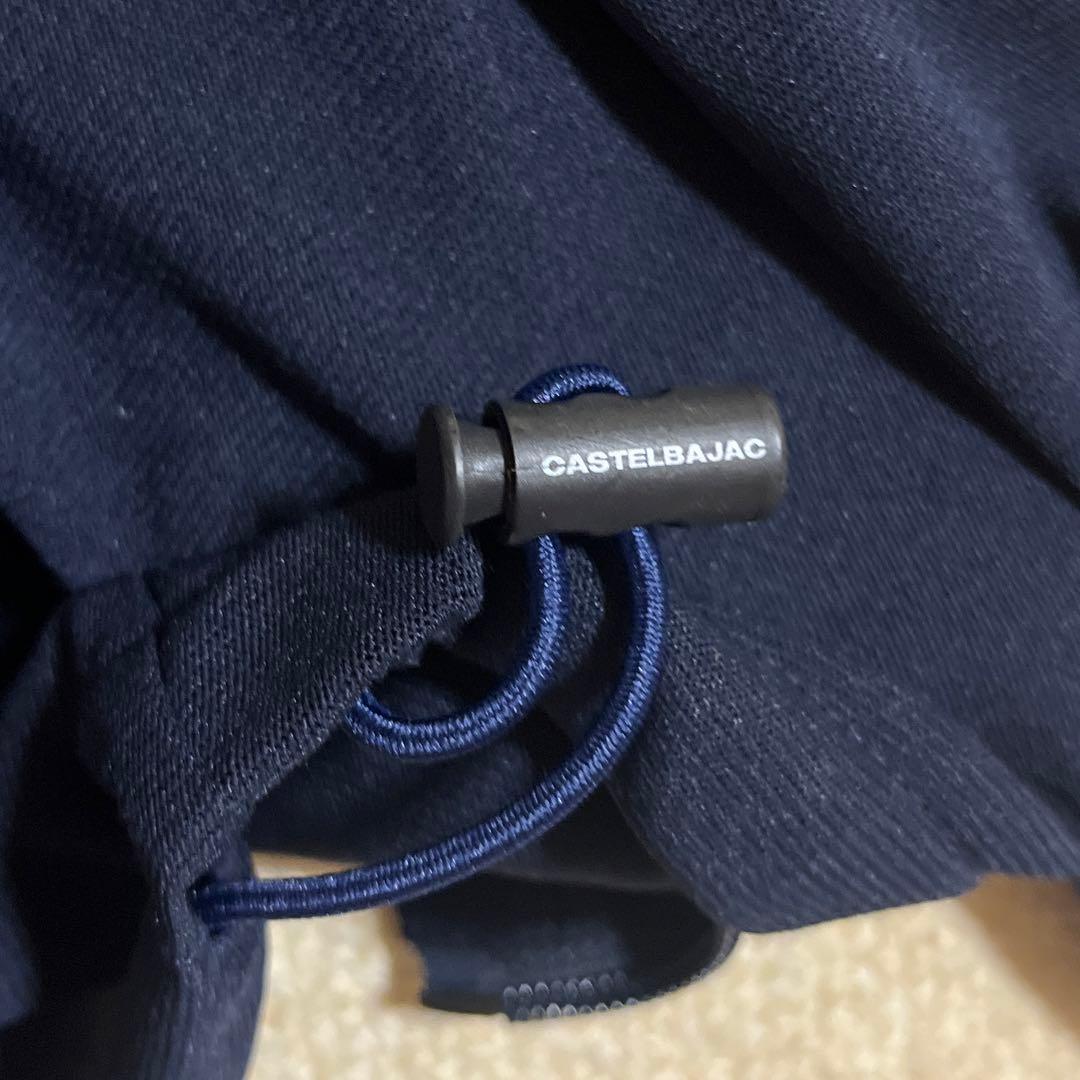 カステルバジャックスポーツ　ゴルフウェア　ロゴプリント入り薄手 ブルゾン