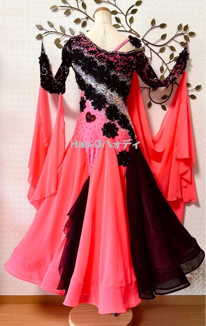 新品★ドレス★スタンダード★社交ダンス★競技会★パーティー★蛍光ウォーターメロン