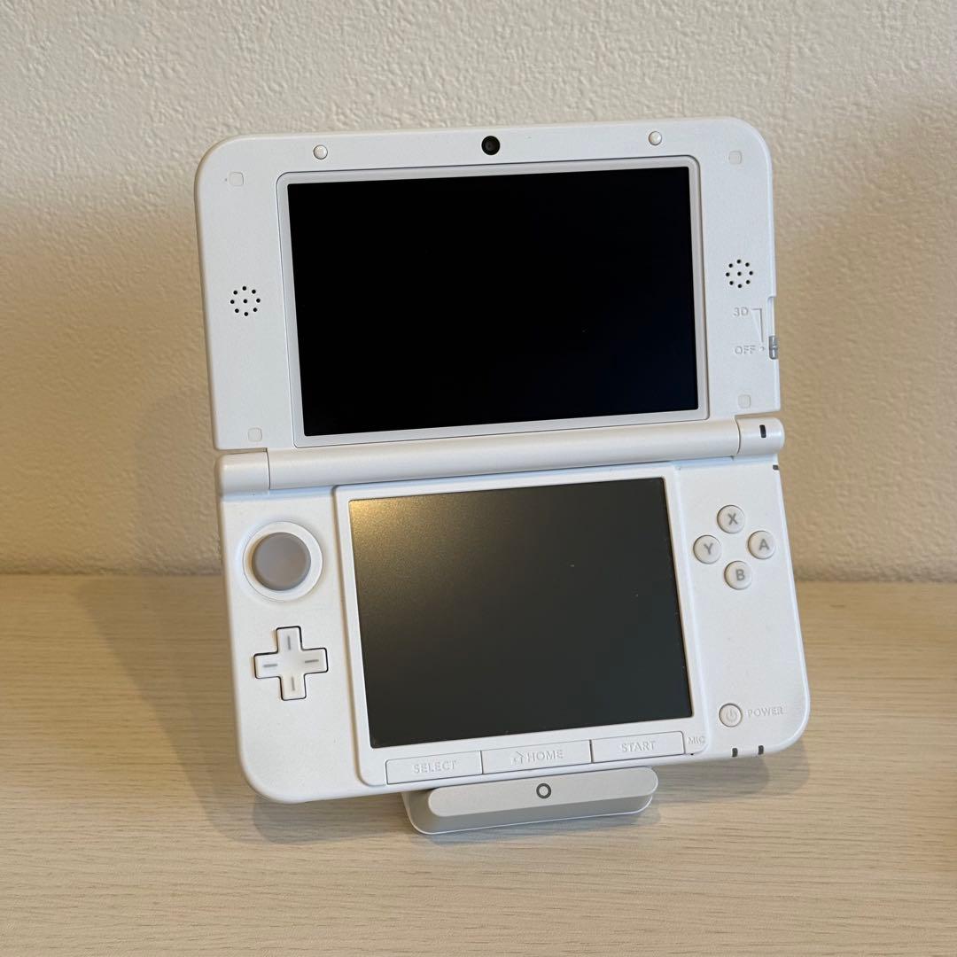 ニンテンドー3DS LL ホワイト 箱付き 3-031
