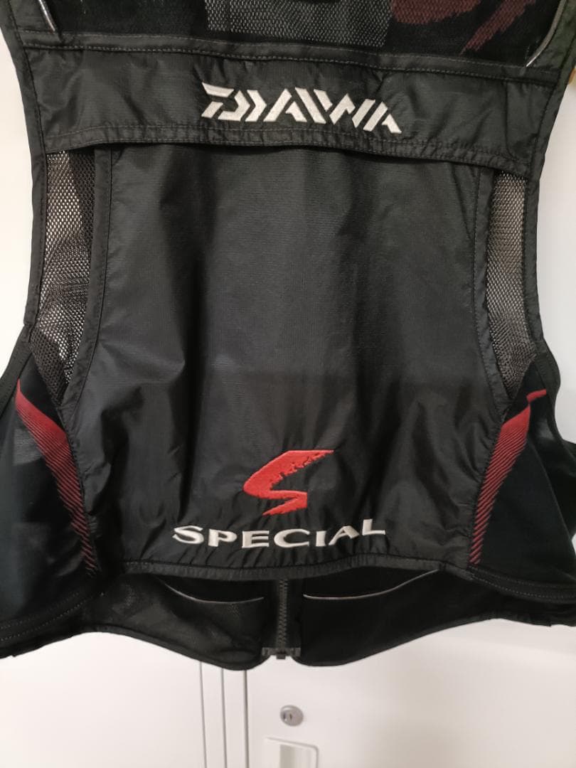 ダイワ スペシャル　バリアテック　ショートメッシュ　鮎ベスト