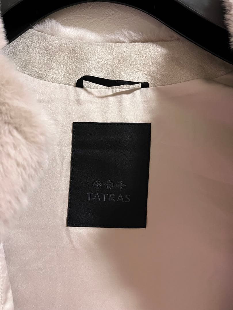 TATRAS エコファーノーカラーロングベスト　POLLINAサイズ2