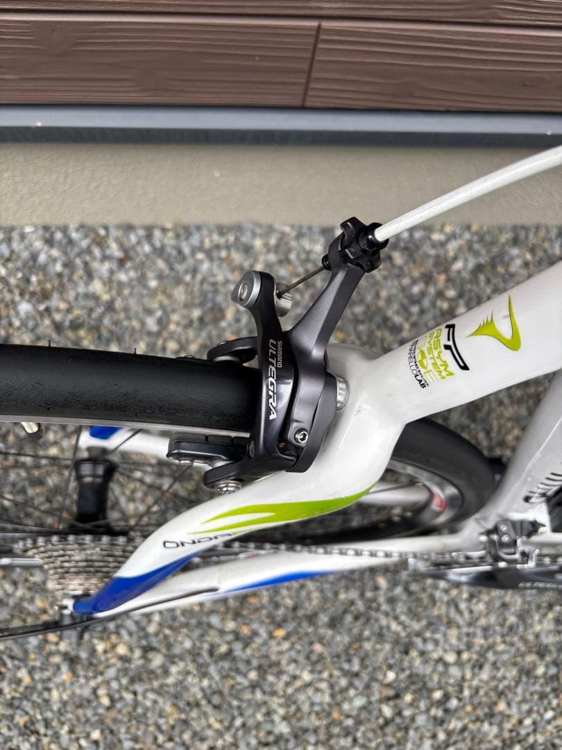 PINARELLO FP QUATTROフルカーボン2013手渡し希望