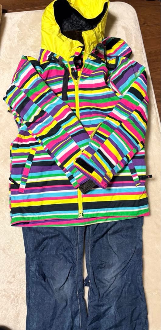 ESTIVO スノーボード ウェアセット　ロキシートレーナー