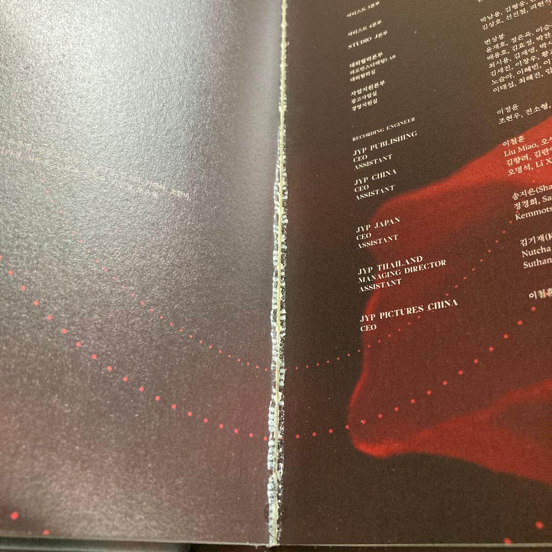 TWICE 直筆サイン入りミニアルバム