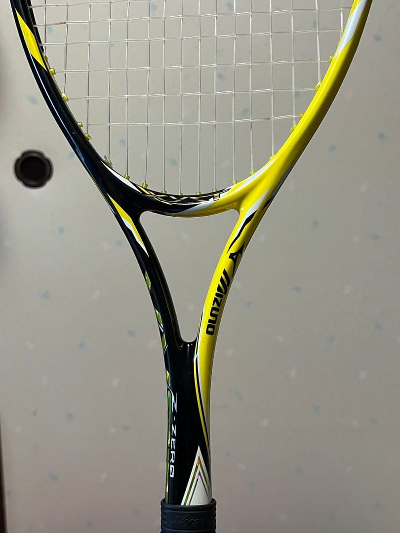ソフトテニス ミズノ ジストゼロ YONEX マッスルパワー300 2本セット