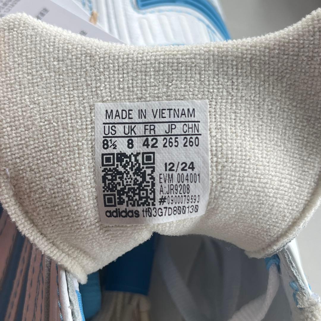 【新品タグ付】adidas✖︎KITH /白・ブルー/スポーツシューズ/コラボ