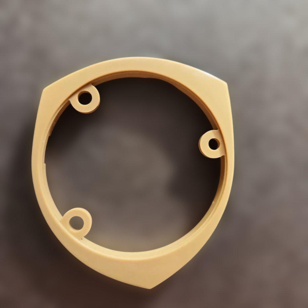 五十鈴　イスズ　ピラミッドヘッド ヘッドハンターズ