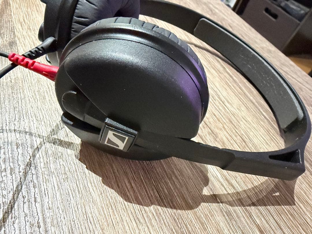 ヘッドホン SENNHEISER HD25 Light