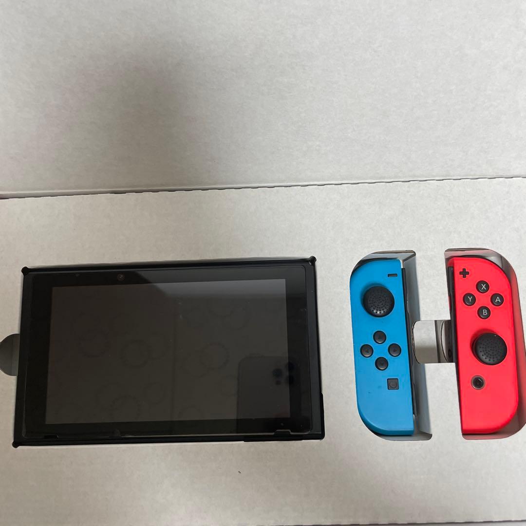 Nintendo Switch 本体 ネオンブルー　ネオンレッド