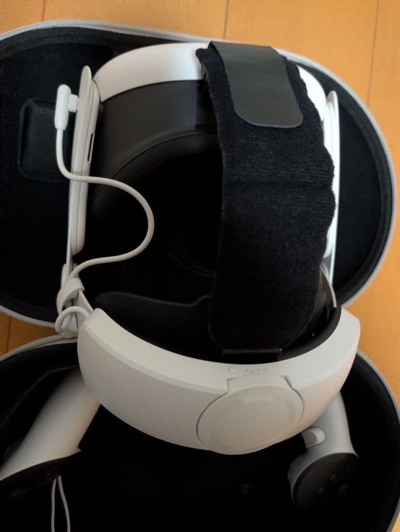 メタクエスト3 128GB　持ち運び便利